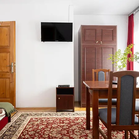 Wynajem Pokoi Maria Kalamacka *