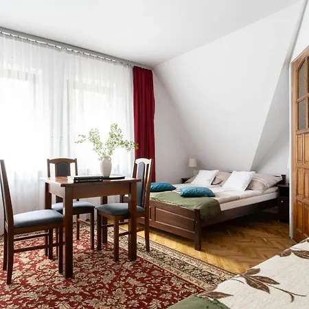 Wynajem Pokoi Maria Kalamacka Apartamento *