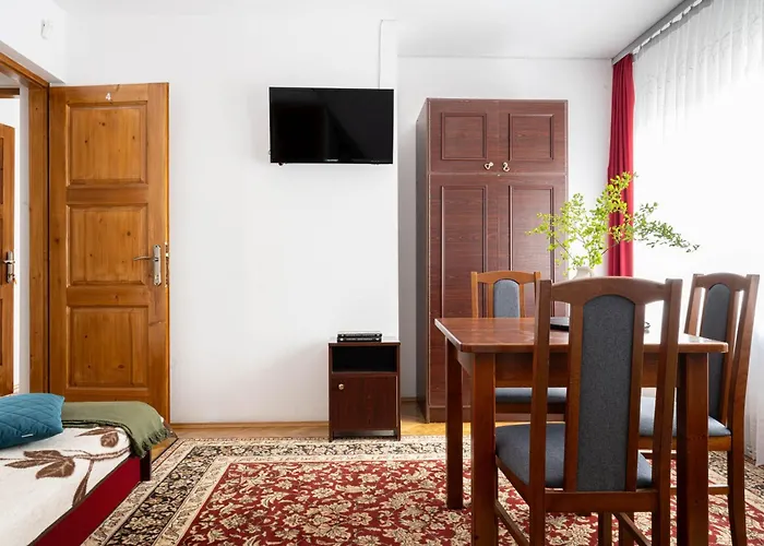 Wynajem Pokoi Maria Kalamacka *